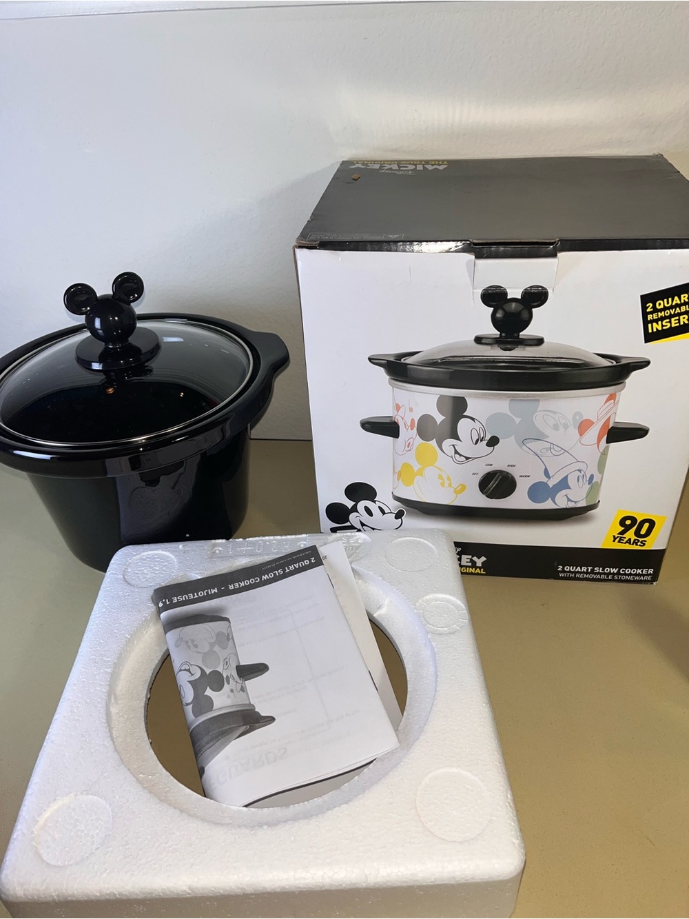 Disney Mickey Mouse Crock Pot Slow Cooker 90th Anniversary Pastel 2qt